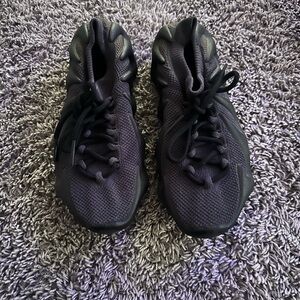 Yeezy Black Athletic Shoes